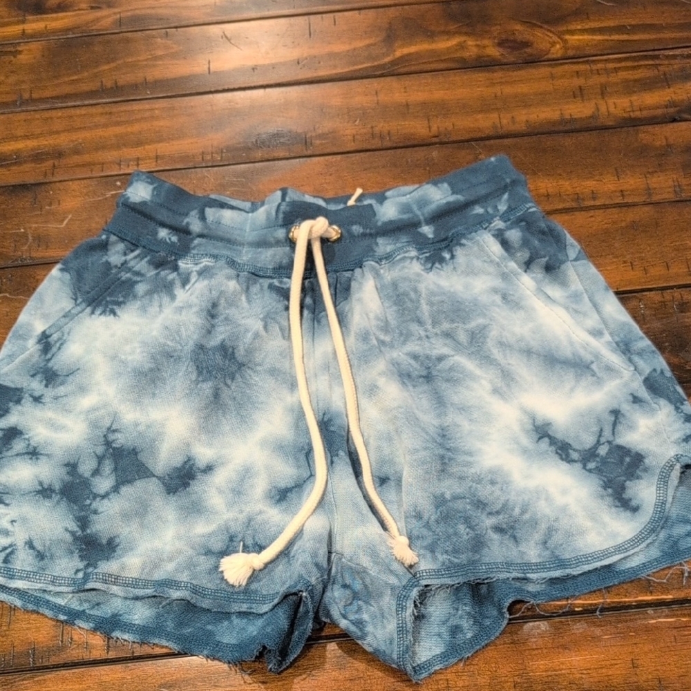 Faherty Go Easy Tie Dye Sweat Shorts